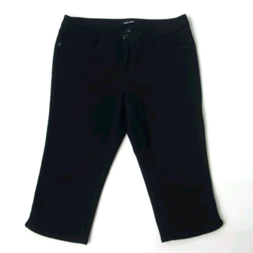 ROZ & ALI ♡ NWOT Sweet Black Comfy Stretch Capris 12P